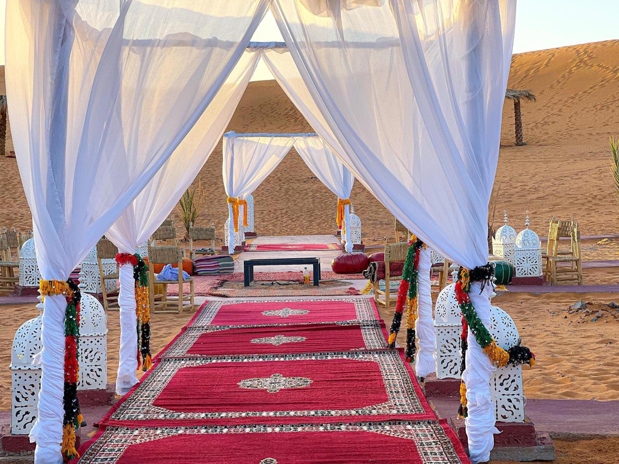Hassan Luxury Camp 梅尔祖卡 外观 照片