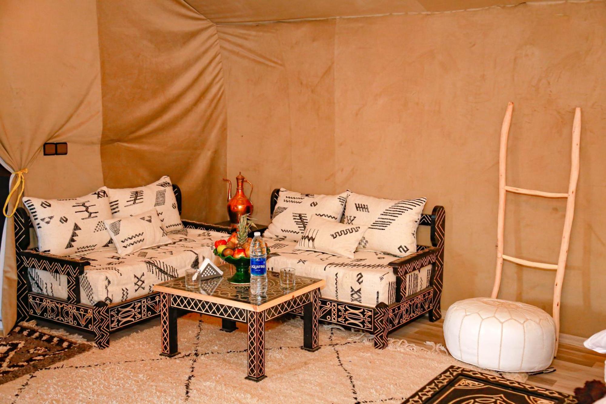 Hassan Luxury Camp 梅尔祖卡 外观 照片