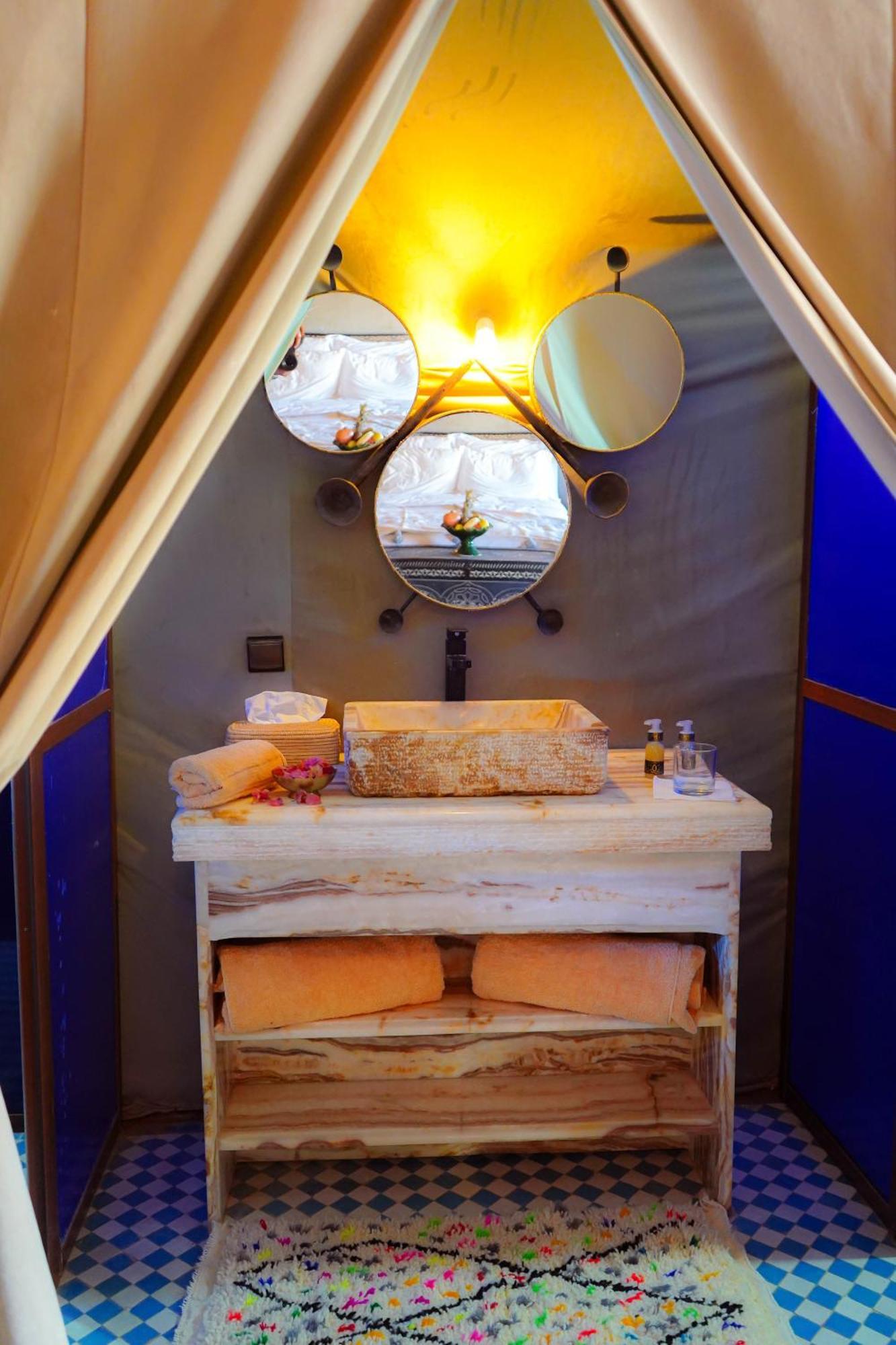 Hassan Luxury Camp 梅尔祖卡 外观 照片