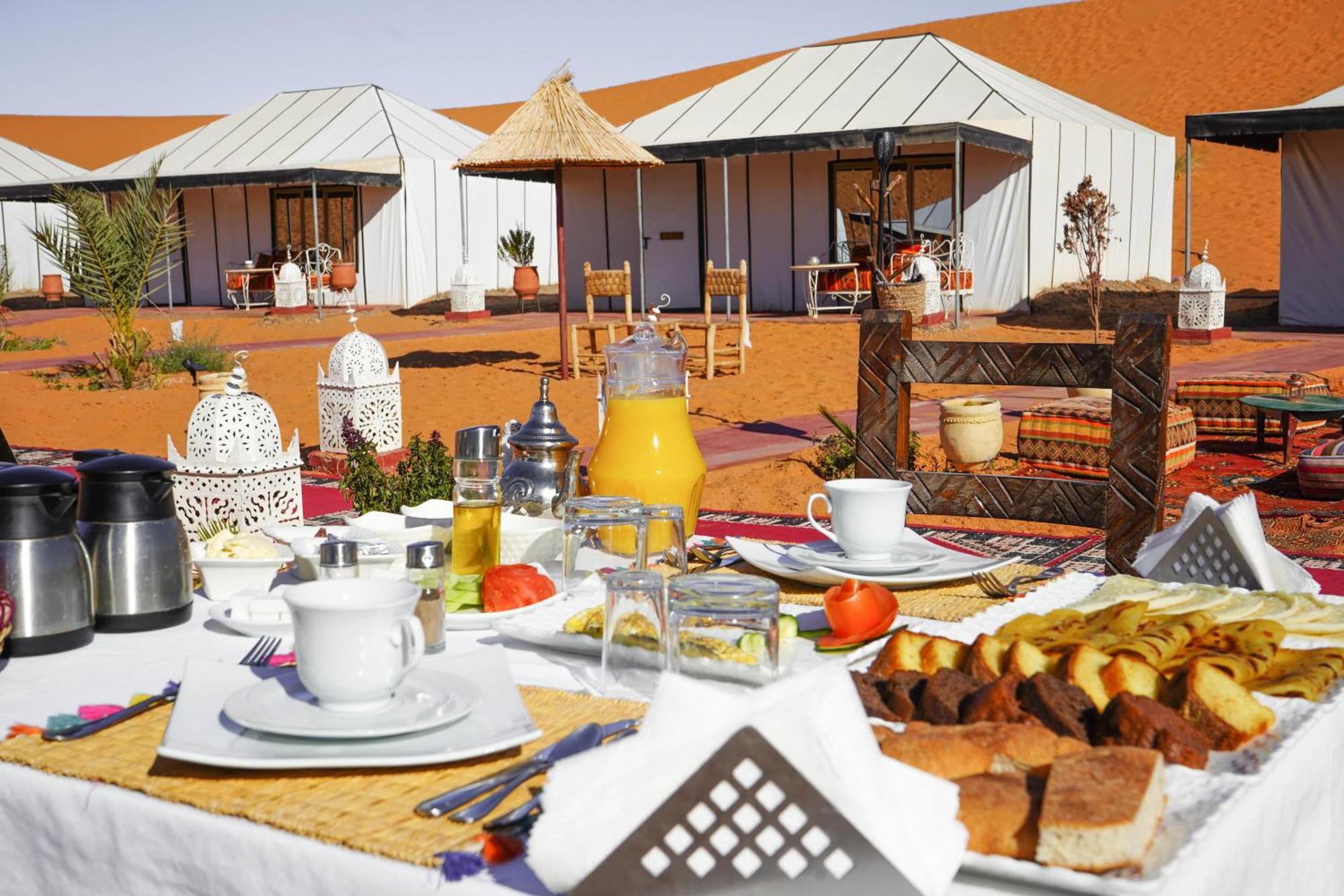 Hassan Luxury Camp 梅尔祖卡 外观 照片