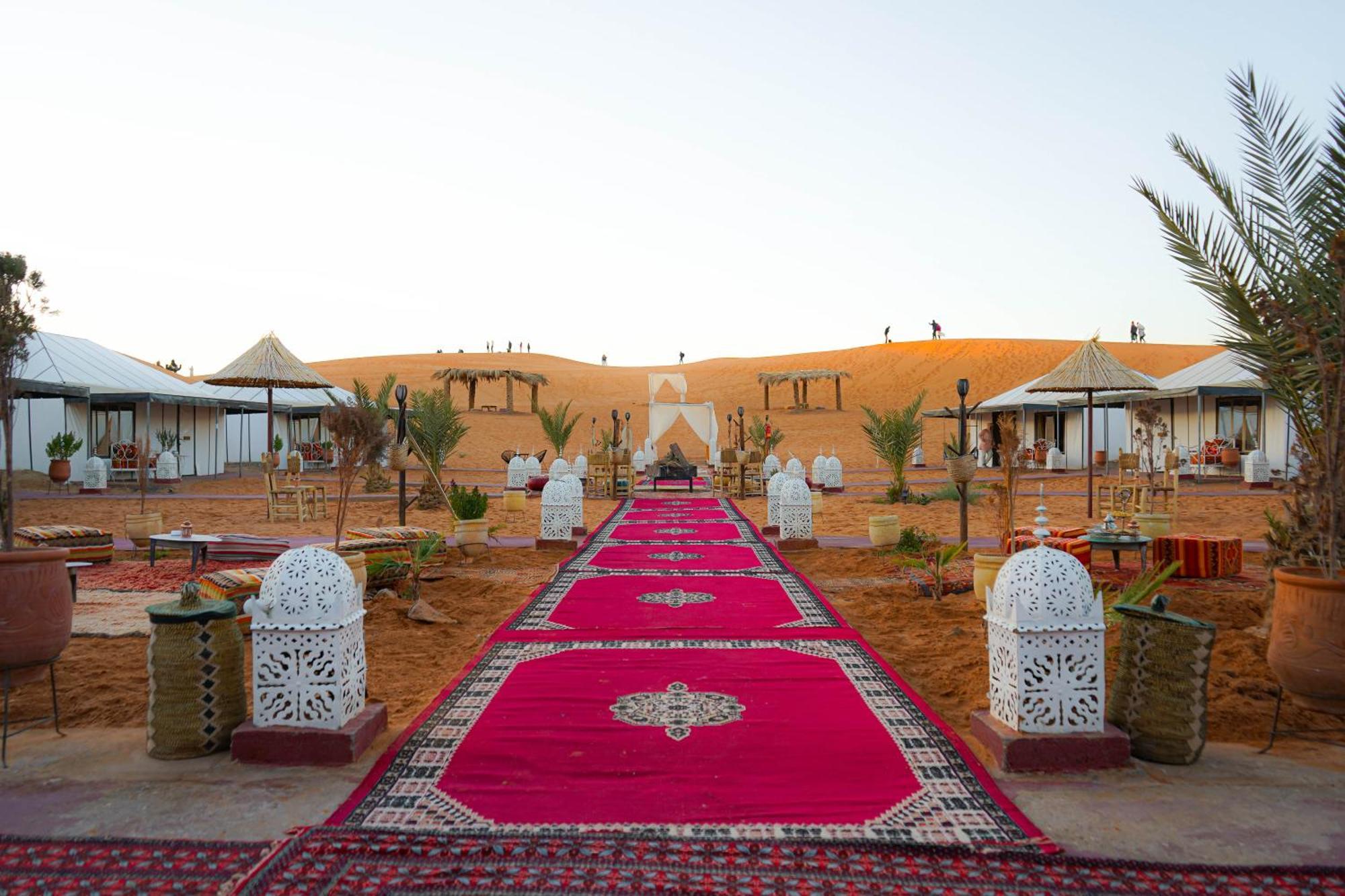 Hassan Luxury Camp 梅尔祖卡 外观 照片