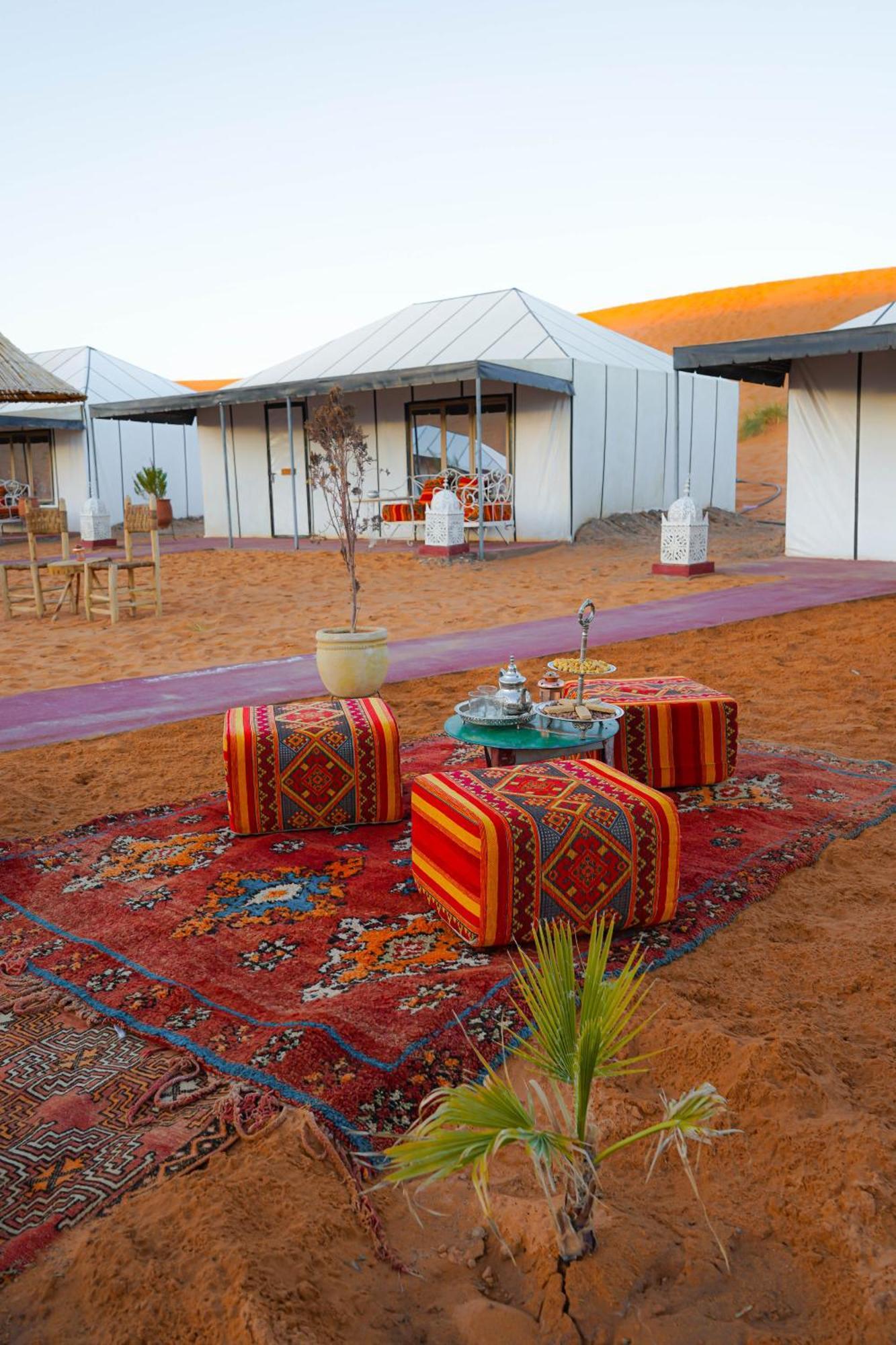 Hassan Luxury Camp 梅尔祖卡 外观 照片