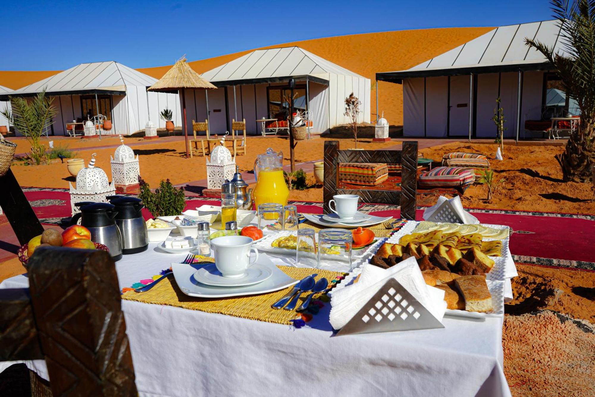 Hassan Luxury Camp 梅尔祖卡 外观 照片