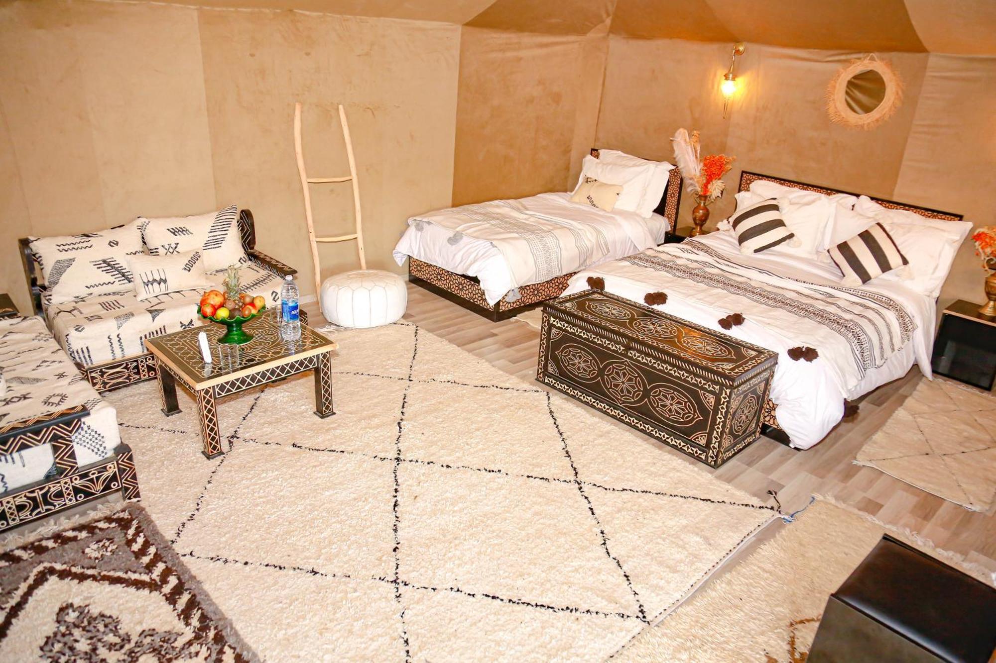 Hassan Luxury Camp 梅尔祖卡 外观 照片